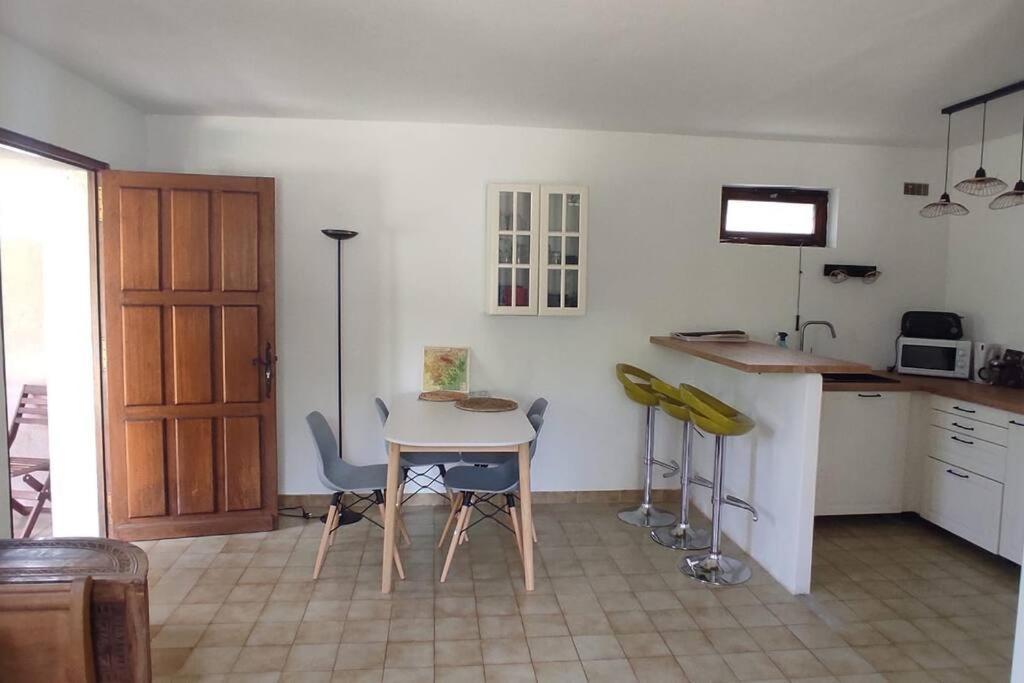 Appartement Au Fond Du Jardin Saint Jean du Pin Extérieur photo
